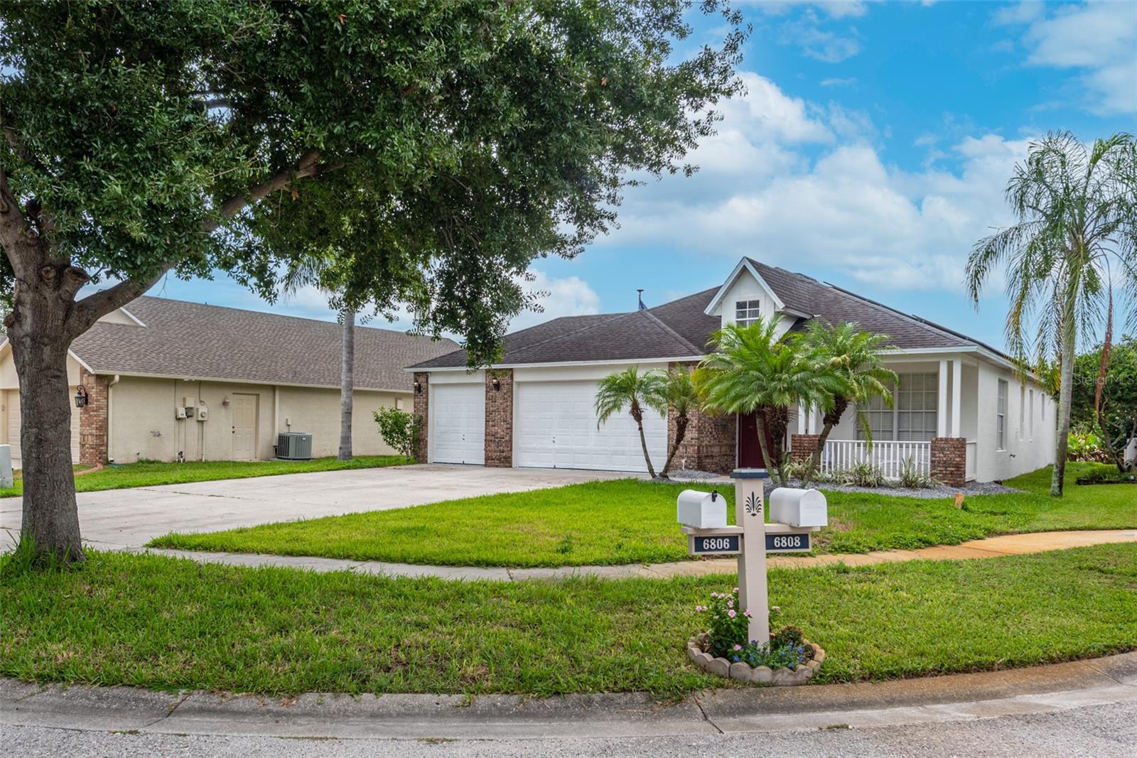 LAKE ST CHARLES - Residential