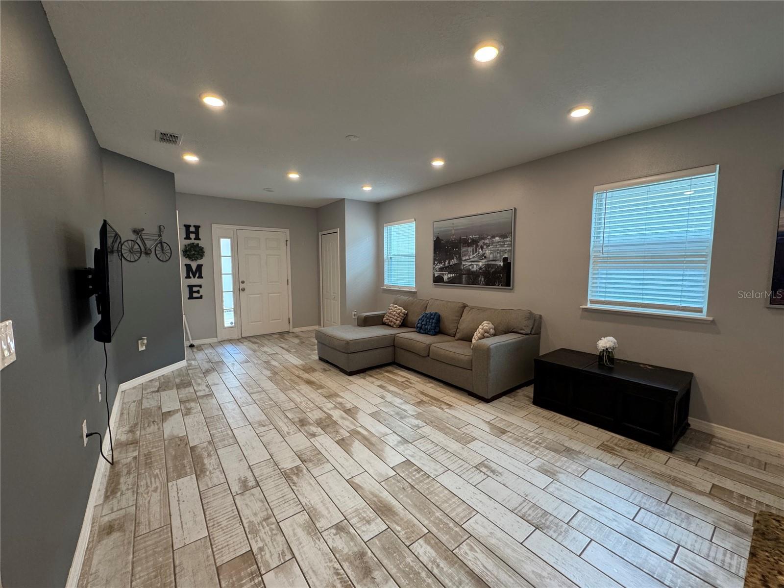 SOUTH RDG VILLAS REP 2 - Residential