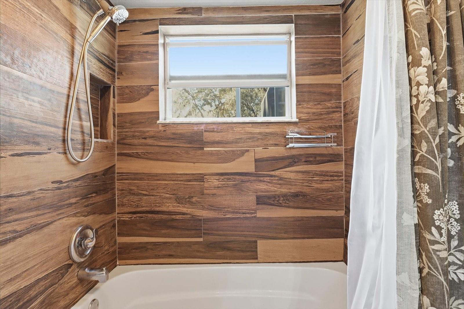 WOODMERE - Residential