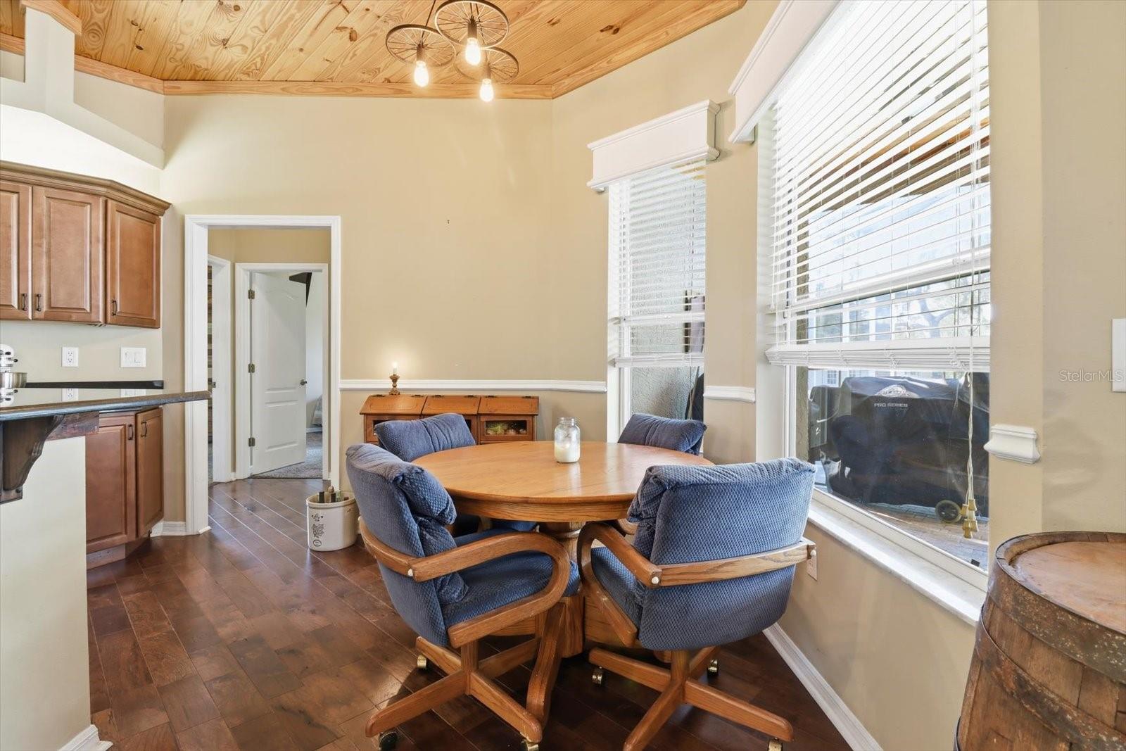 WOODMERE - Residential