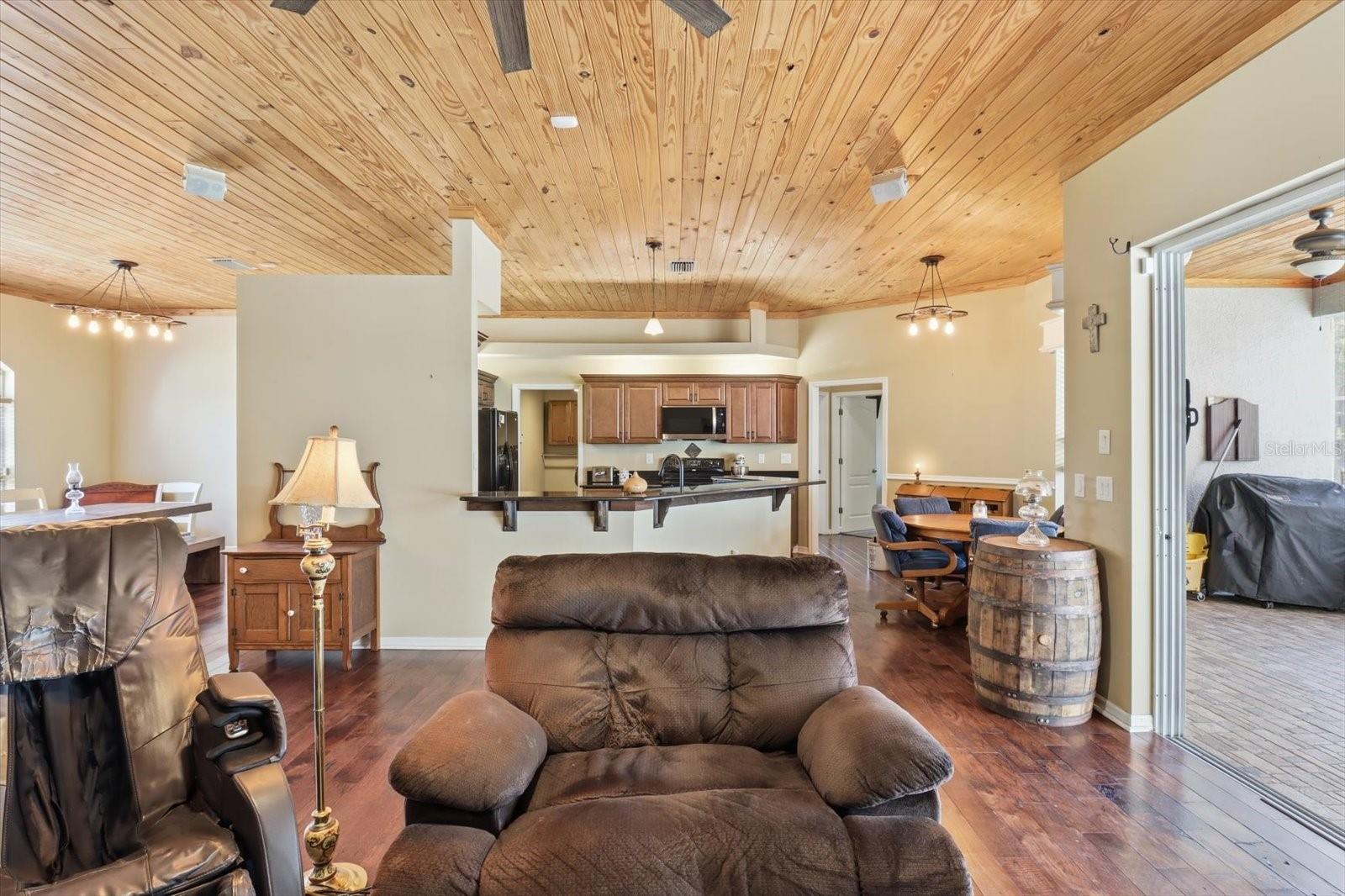 WOODMERE - Residential