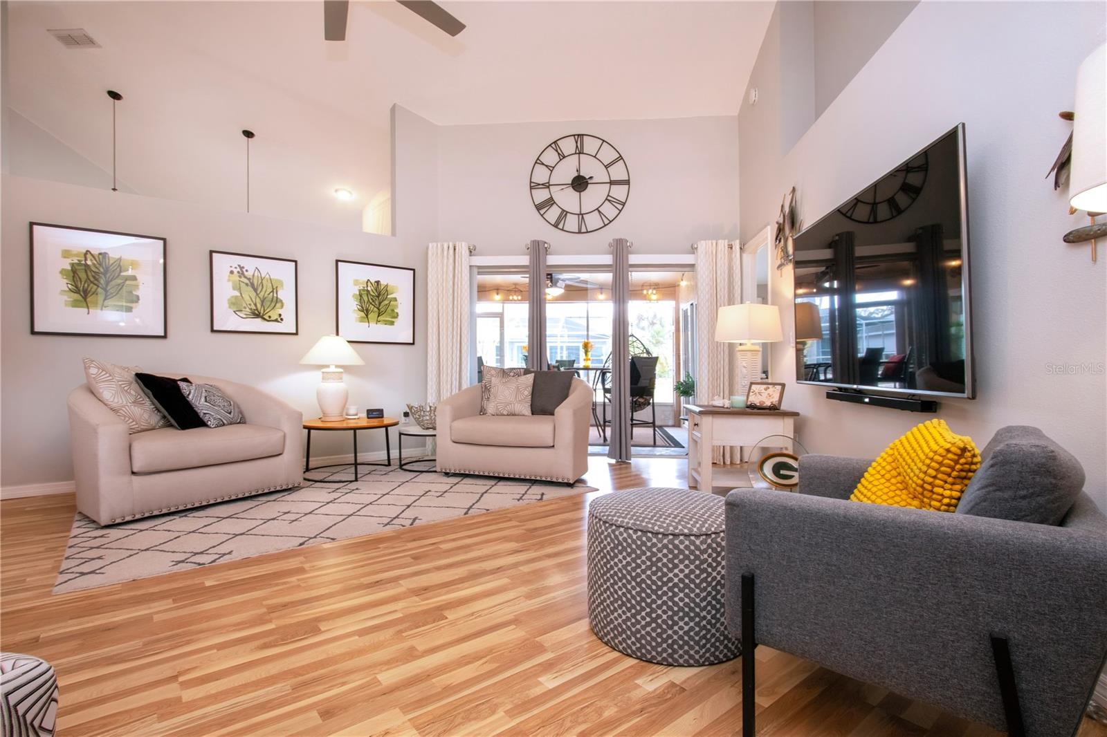 SUN CITY CENTER UNIT 150 PH - Residential