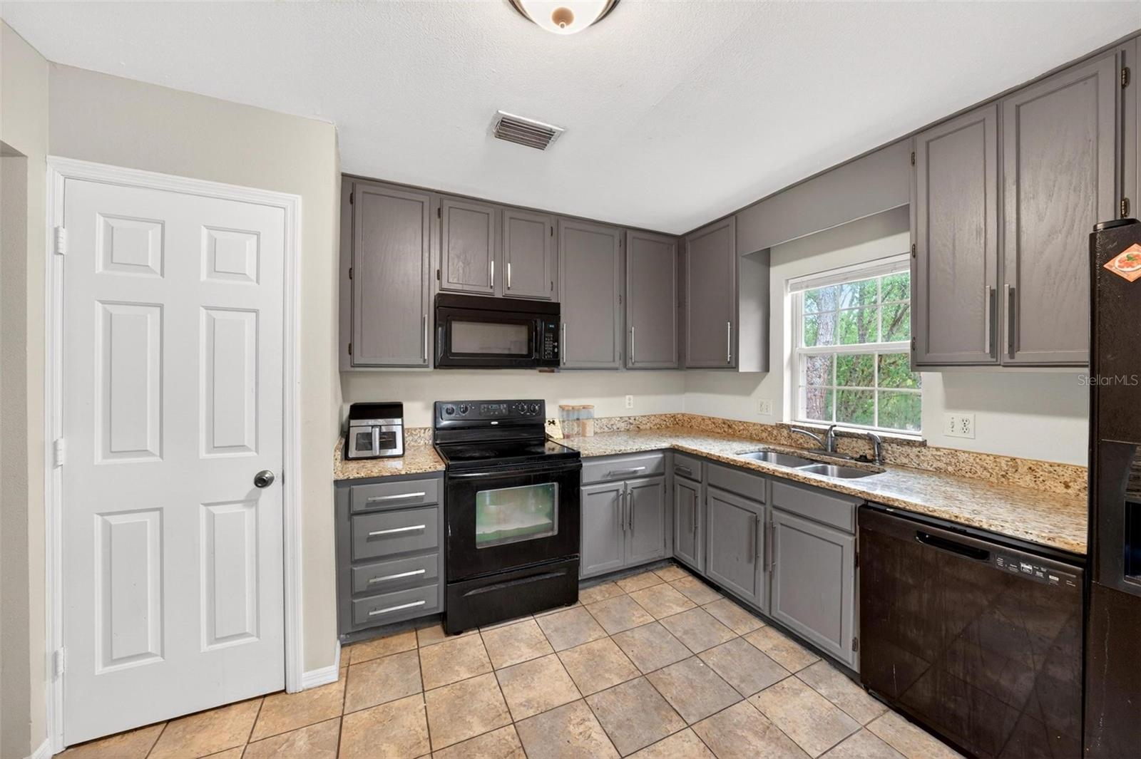 CLUBSIDE AT SABAL POINT A CONDO - Residential