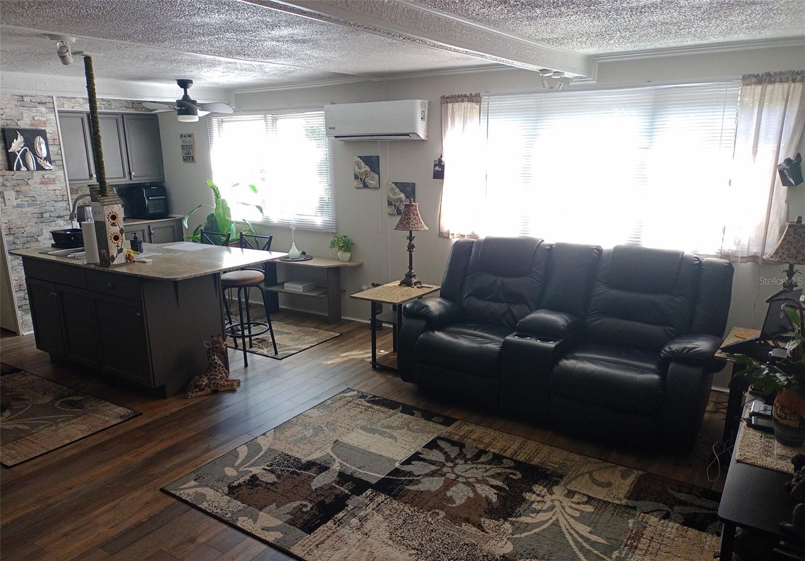 LEISURE WORLD PARK - Residential