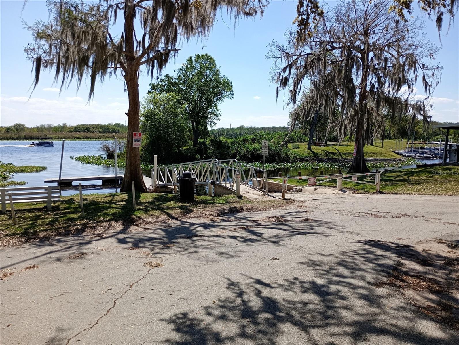 LEISURE WORLD PARK - Residential