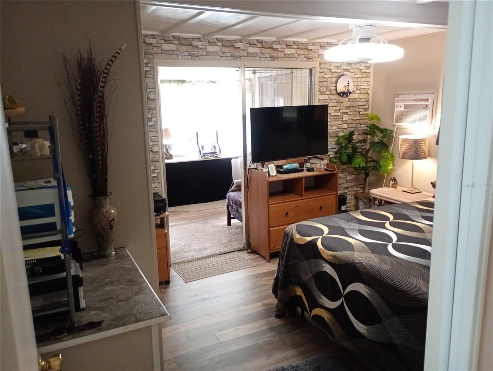 LEISURE WORLD PARK - Residential