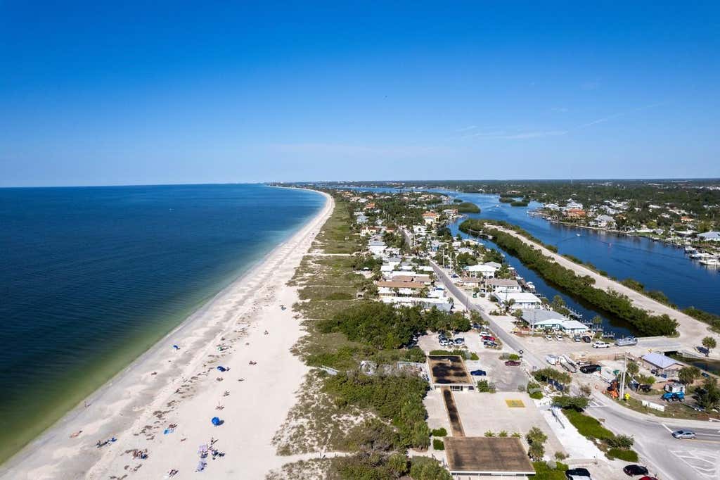 Photo of 41 Indiana Avenue, Nokomis, FL 34275 (MLS # A4700770)