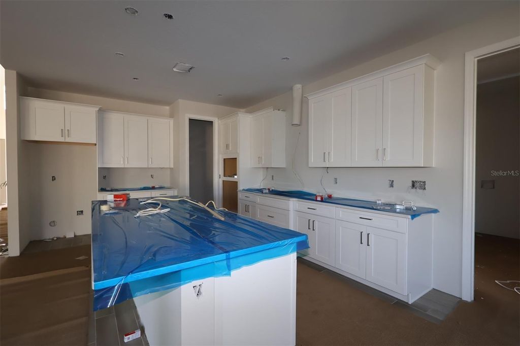 Photo of 984 Hawksnest Point, Oviedo, FL 32765 (MLS # O6366370)