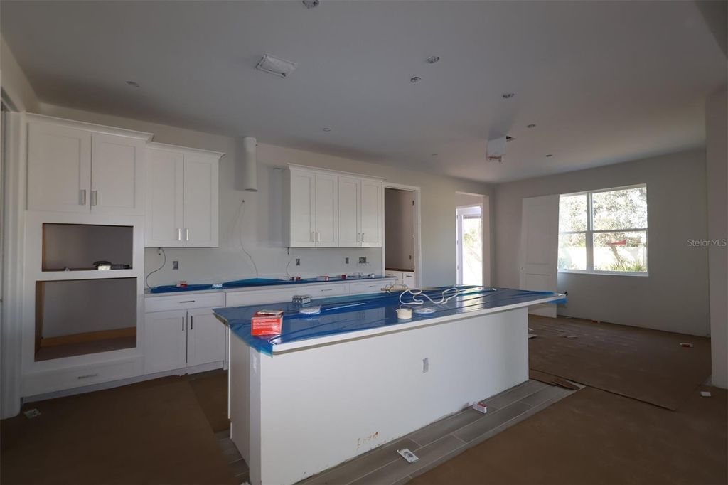 Photo of 984 Hawksnest Point, Oviedo, FL 32765 (MLS # O6366370)