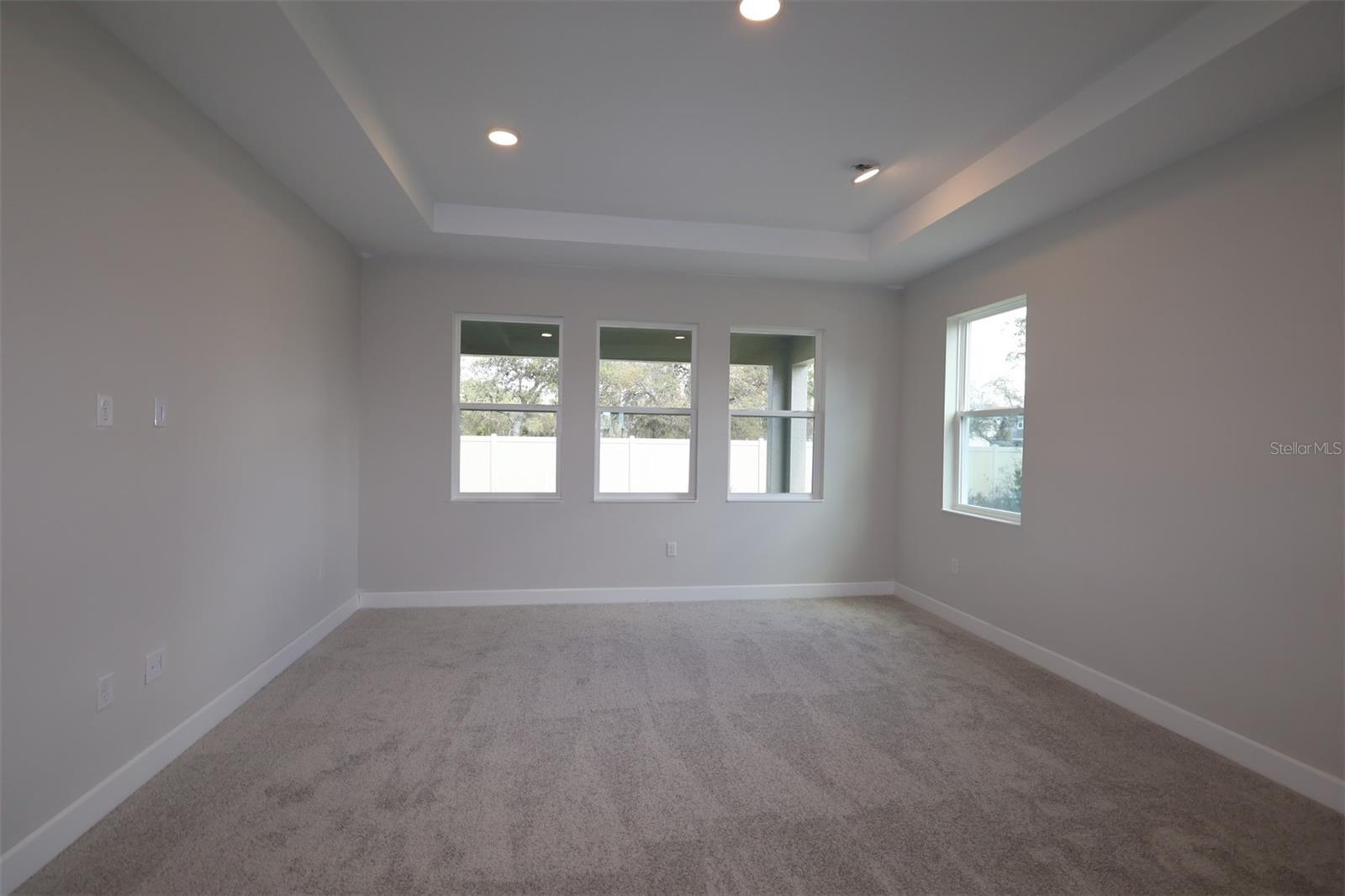 HAWK'S OVERLOOK - Residential