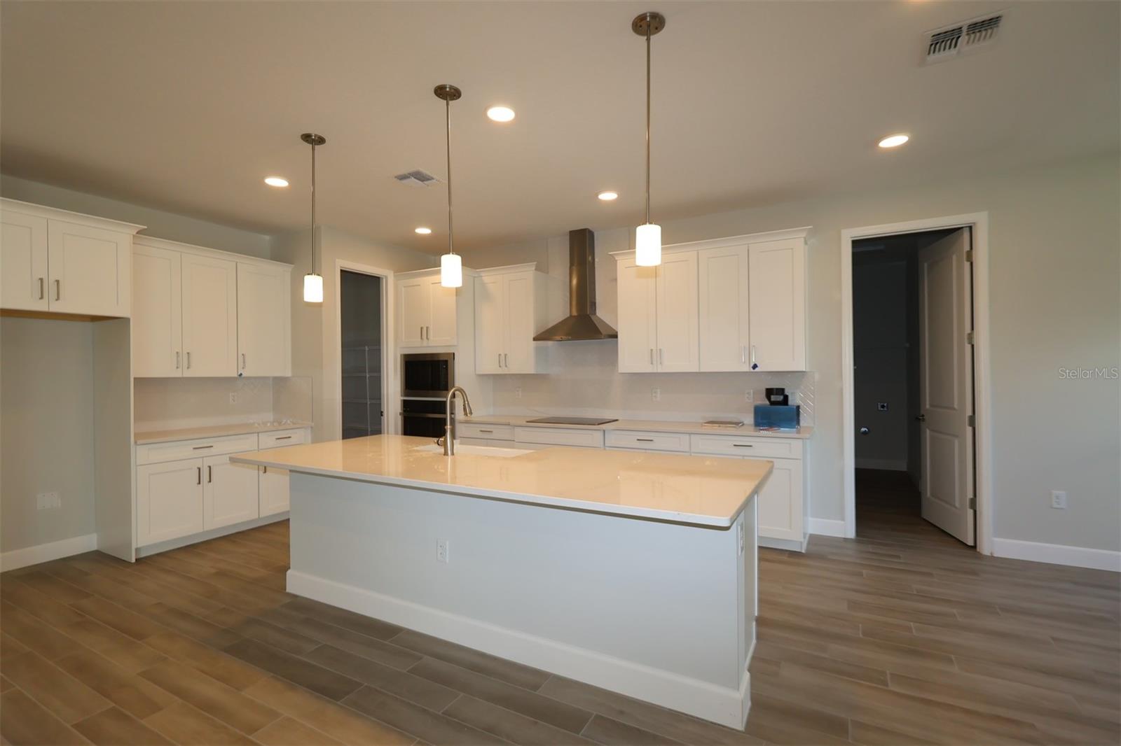 HAWK'S OVERLOOK - Residential