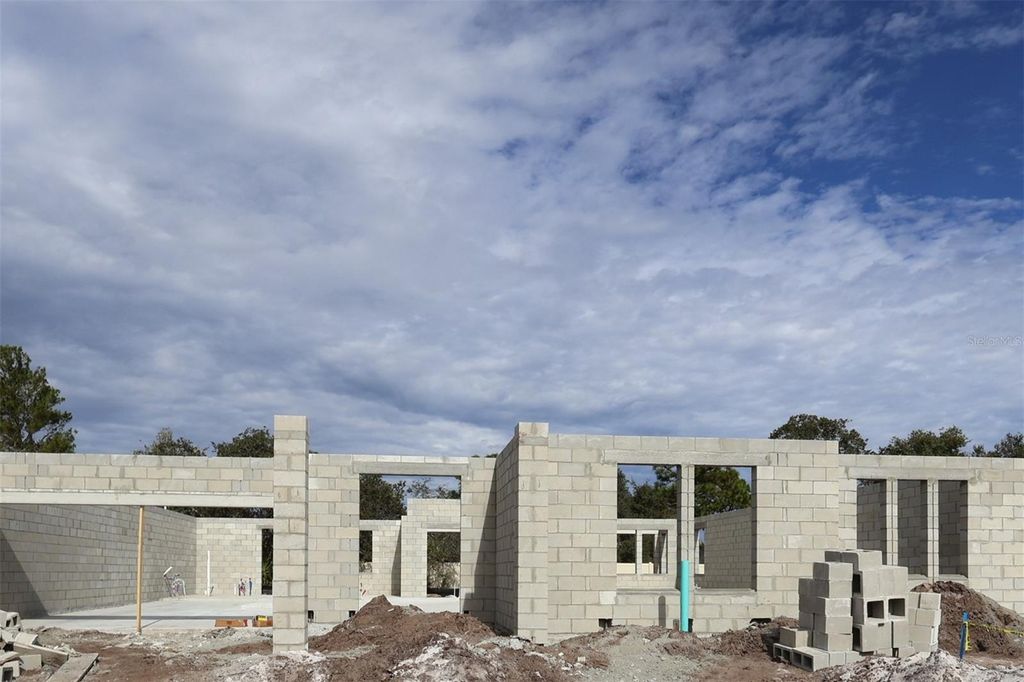 Photo of 984 Hawksnest Point, Oviedo, FL 32765 (MLS # O6366370)