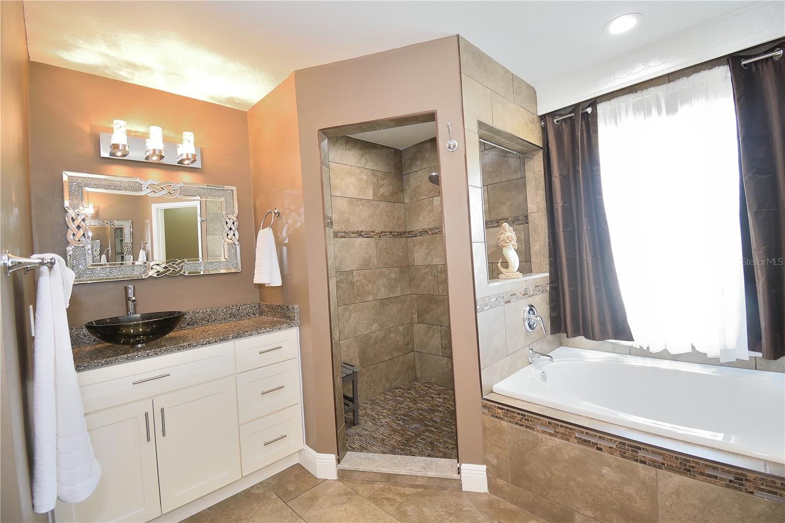 SUMMER BROOK SEC 02 - Residential