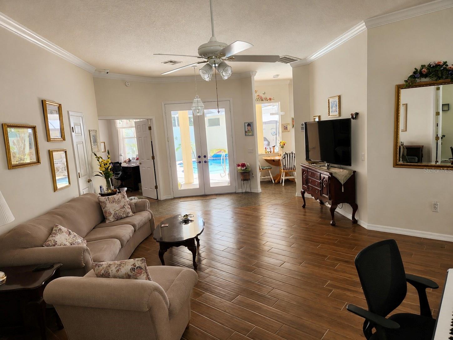 RIVER COUNTRY ESTATES - Residential