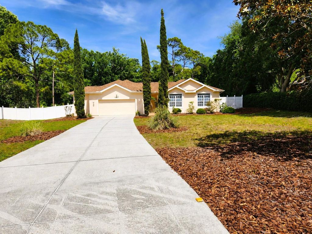 Photo of 7517 Jomel Drive, Weeki Wachee, FL 34607 (MLS # A4693702)