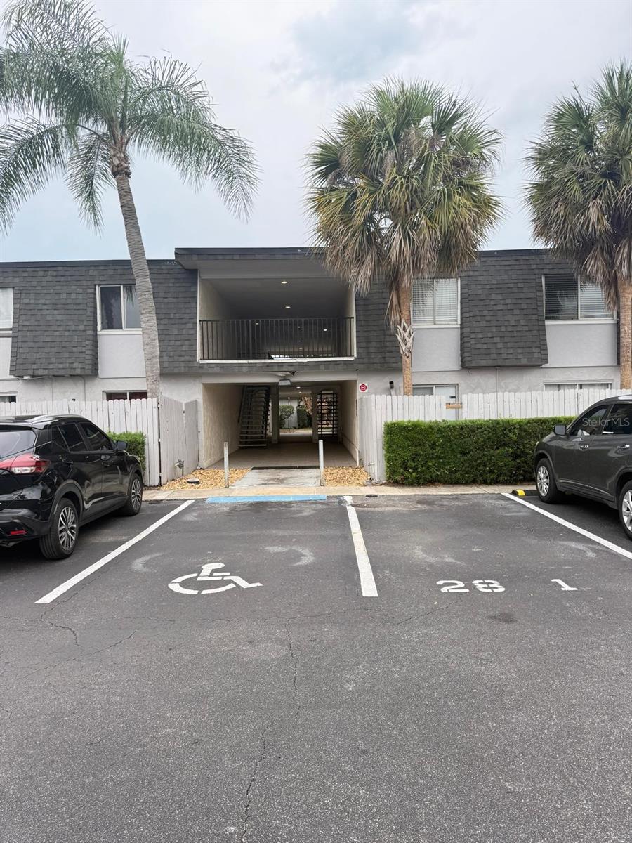 METRO/MICHIGAN PARK CONDO - Residential