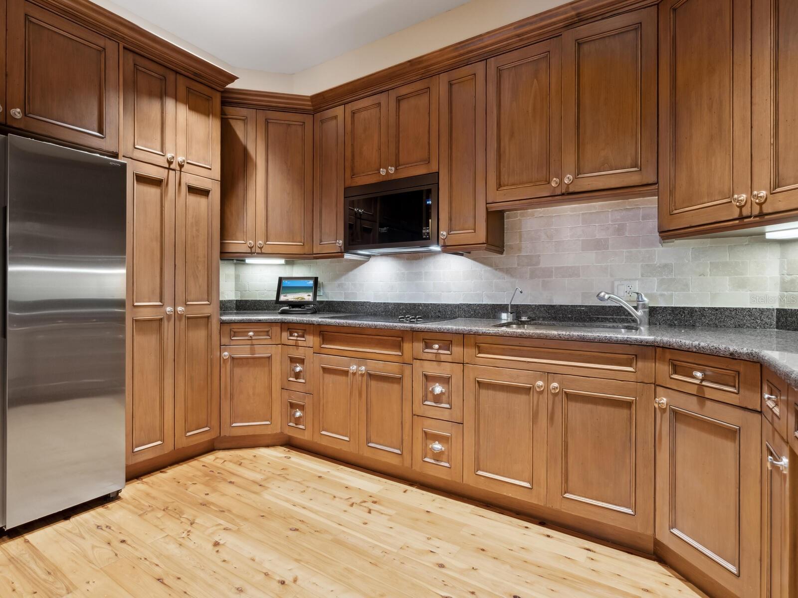 HARBOR ACRES - Residential