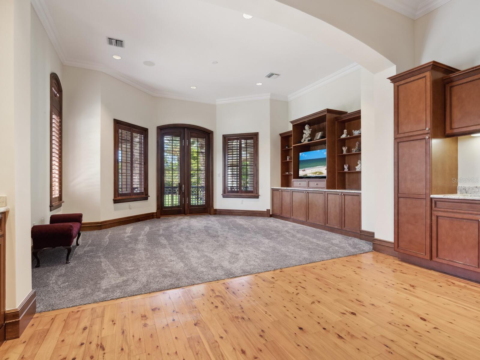 HARBOR ACRES - Residential