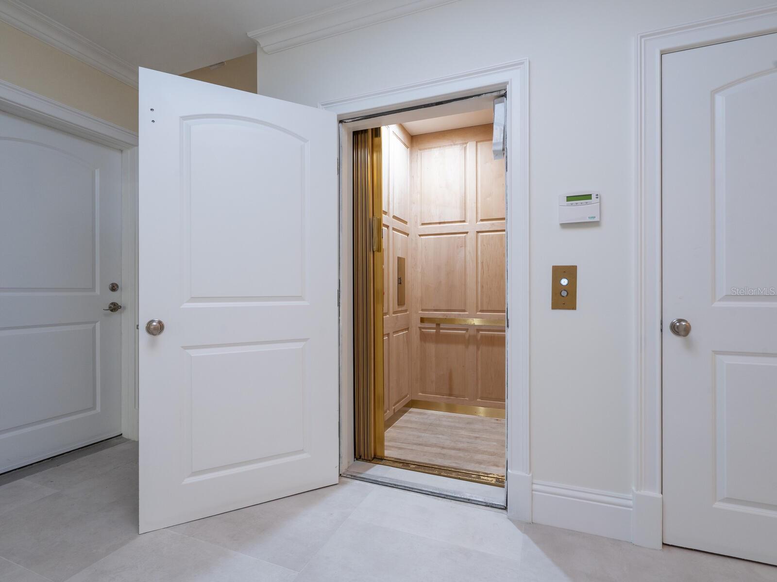 HARBOR ACRES - Residential