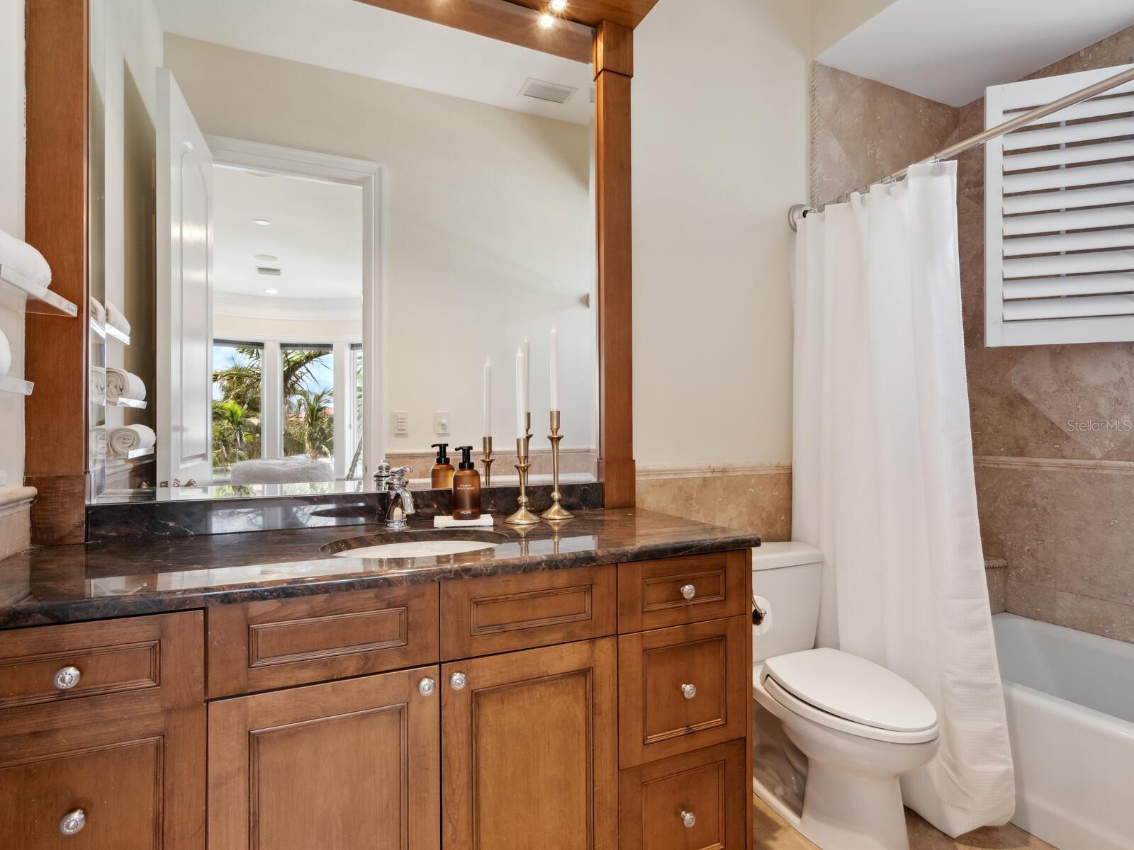 HARBOR ACRES - Residential