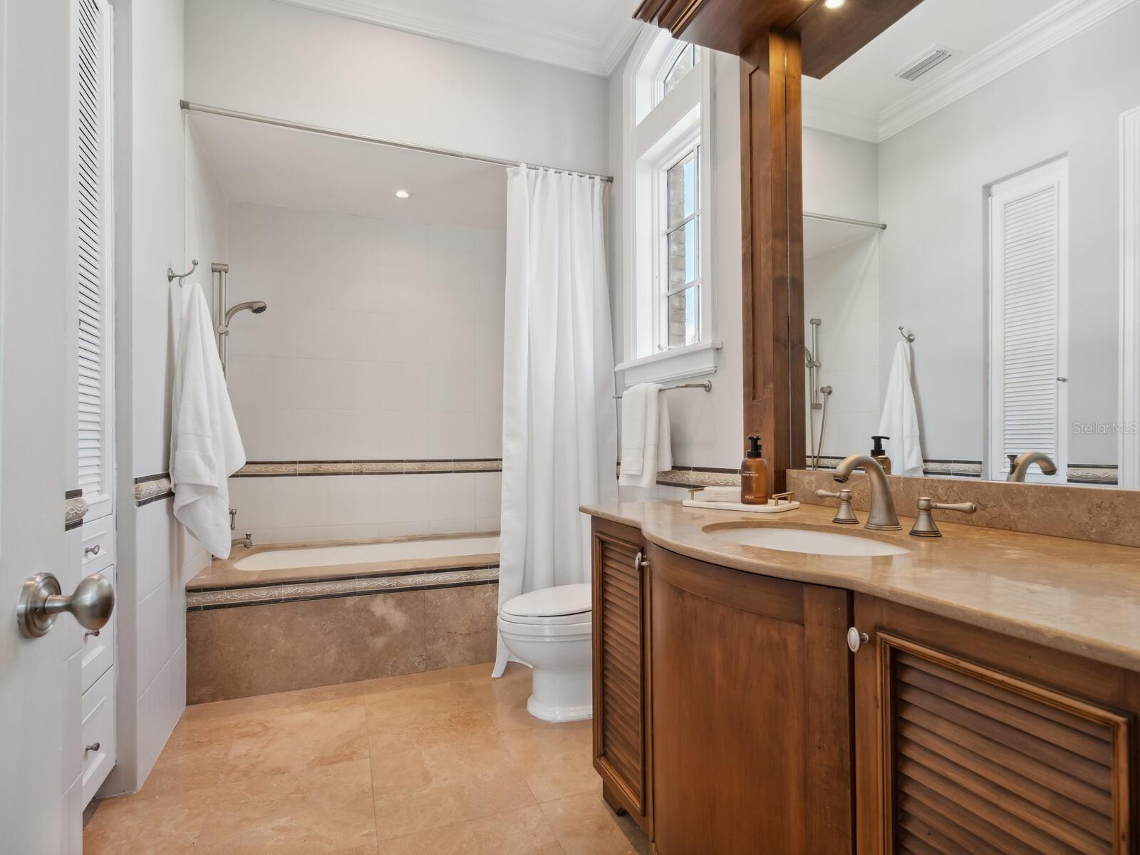 HARBOR ACRES - Residential