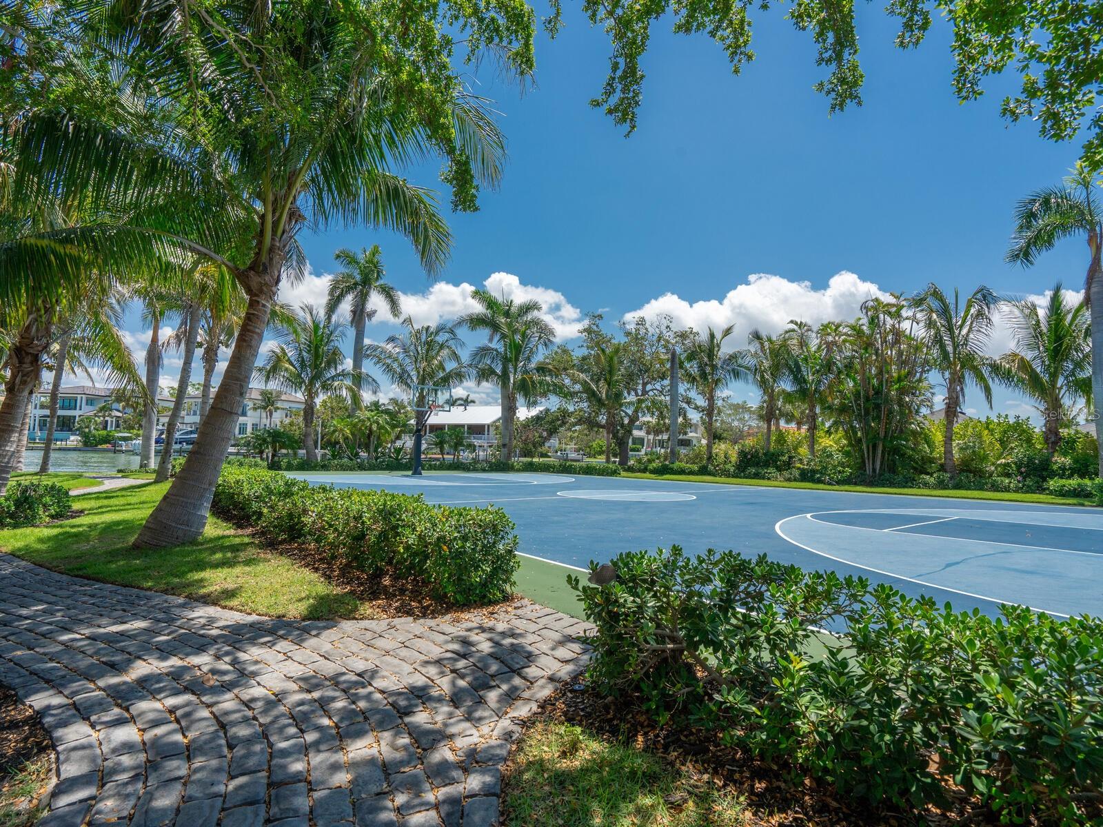 HARBOR ACRES - Residential