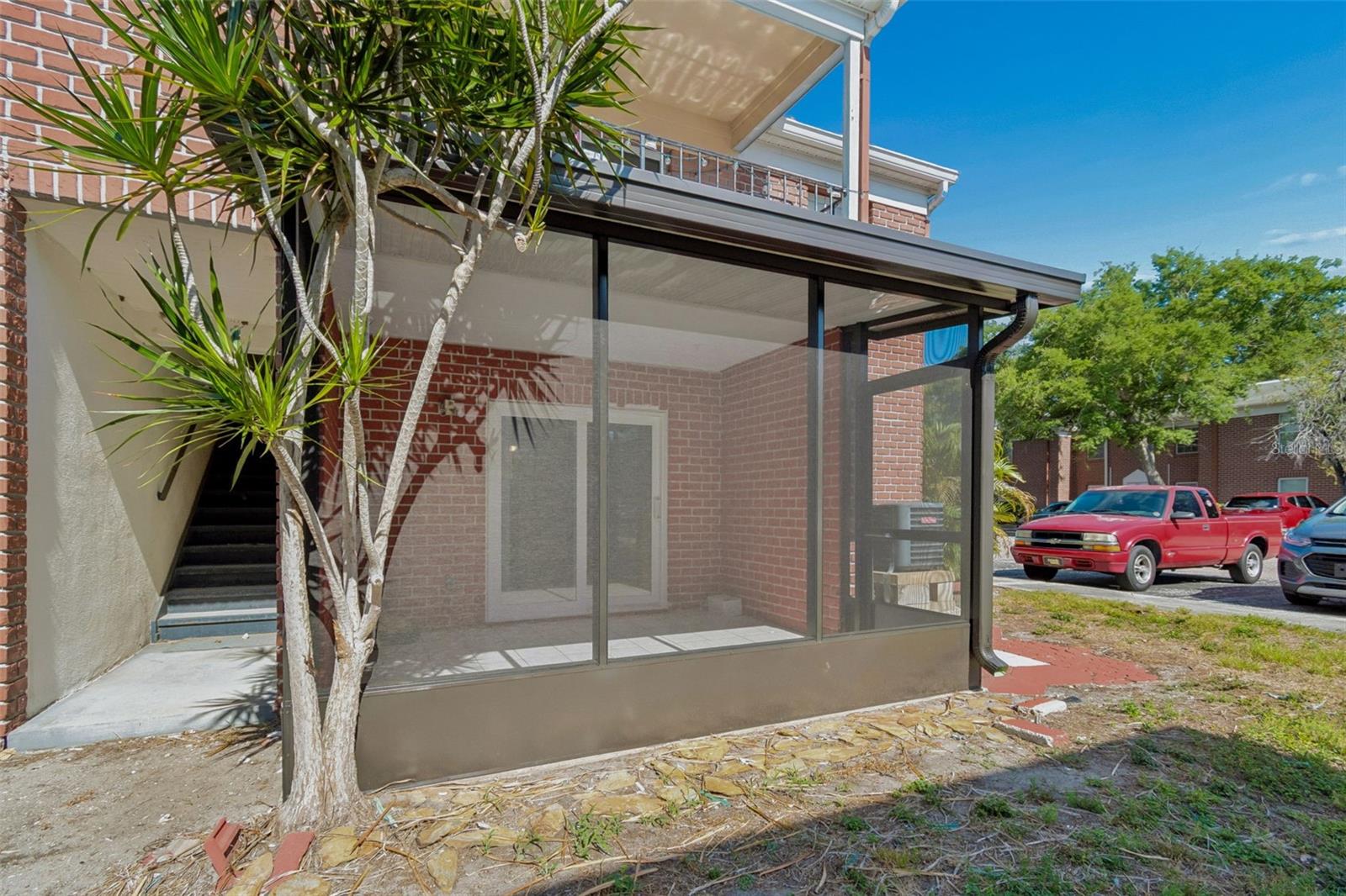 JAMESTOWN CONDO - Residential