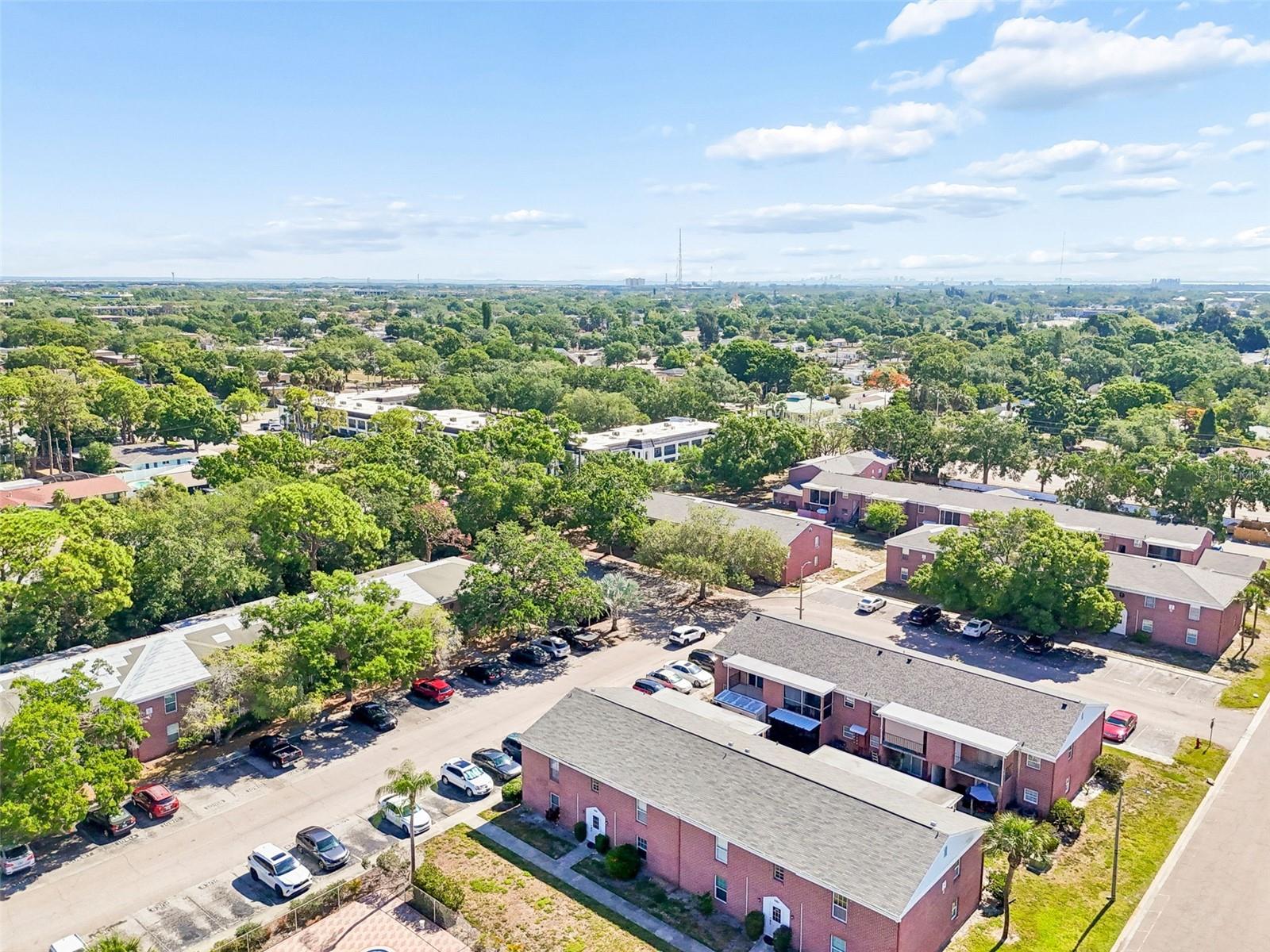 JAMESTOWN CONDO - Residential
