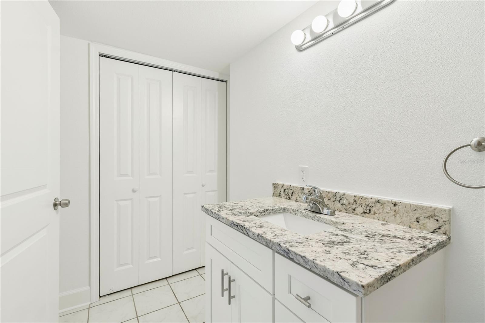 JAMESTOWN CONDO - Residential