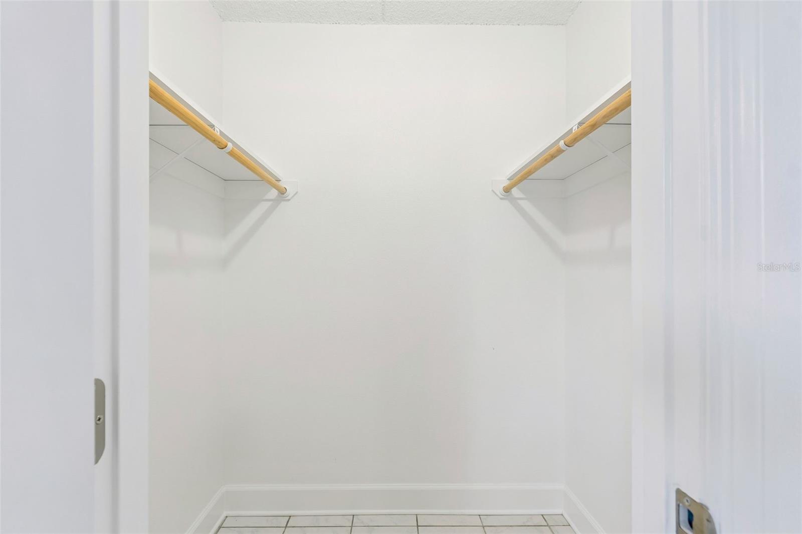 JAMESTOWN CONDO - Residential
