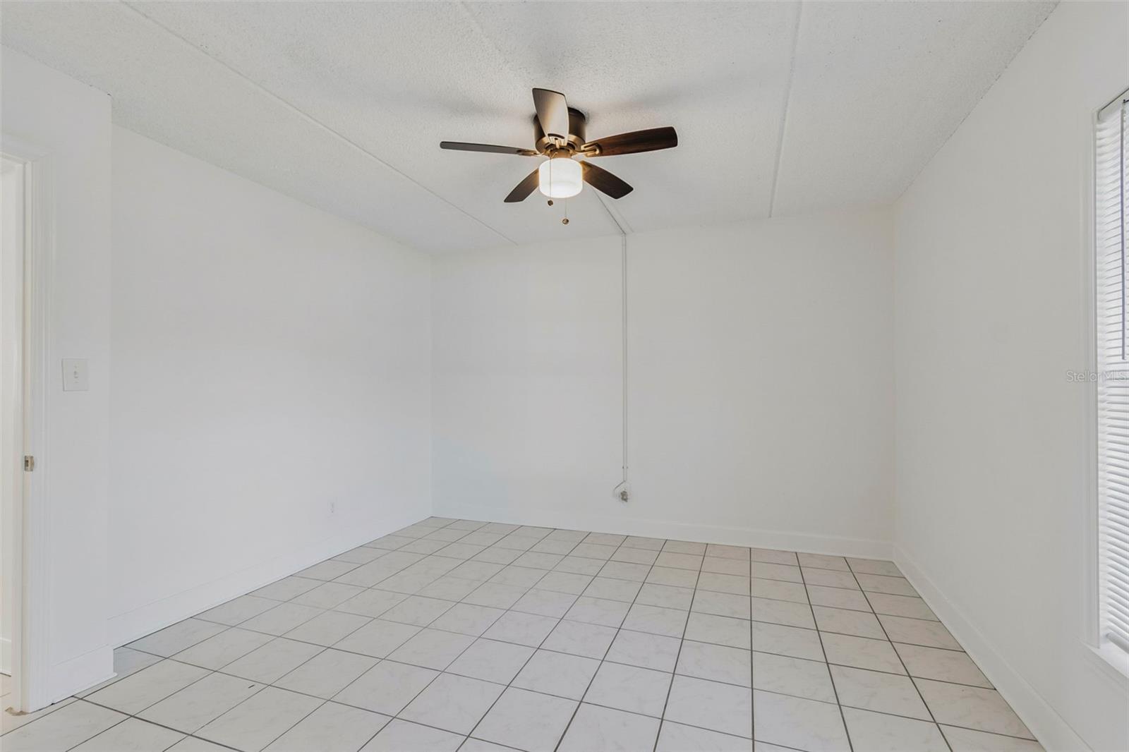 JAMESTOWN CONDO - Residential