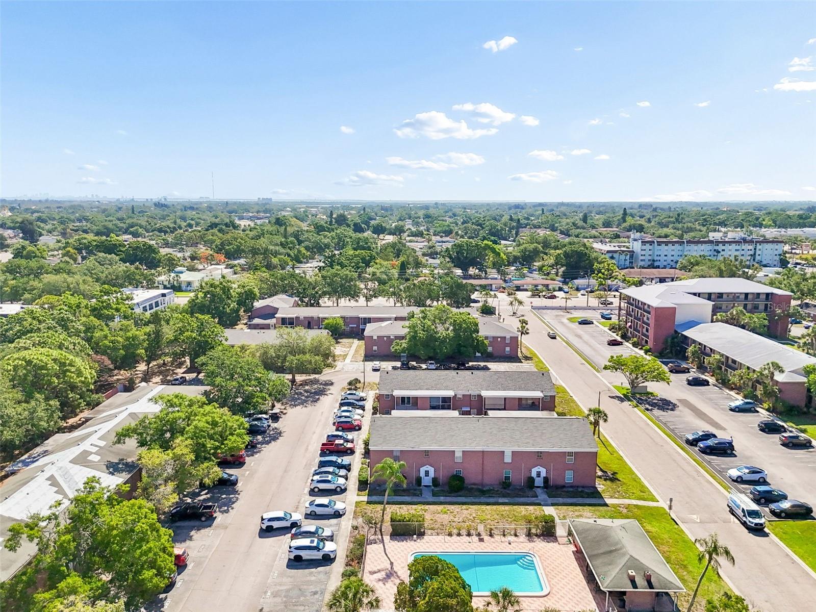 JAMESTOWN CONDO - Residential