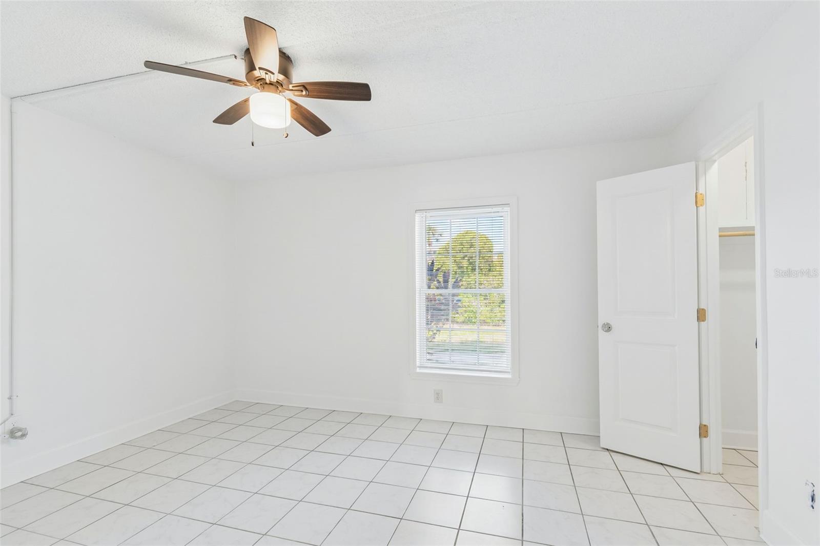 JAMESTOWN CONDO - Residential