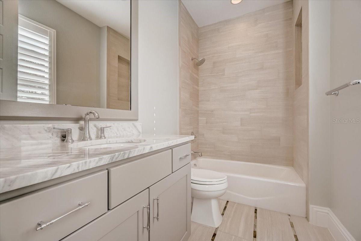 CHARMONT - Residential