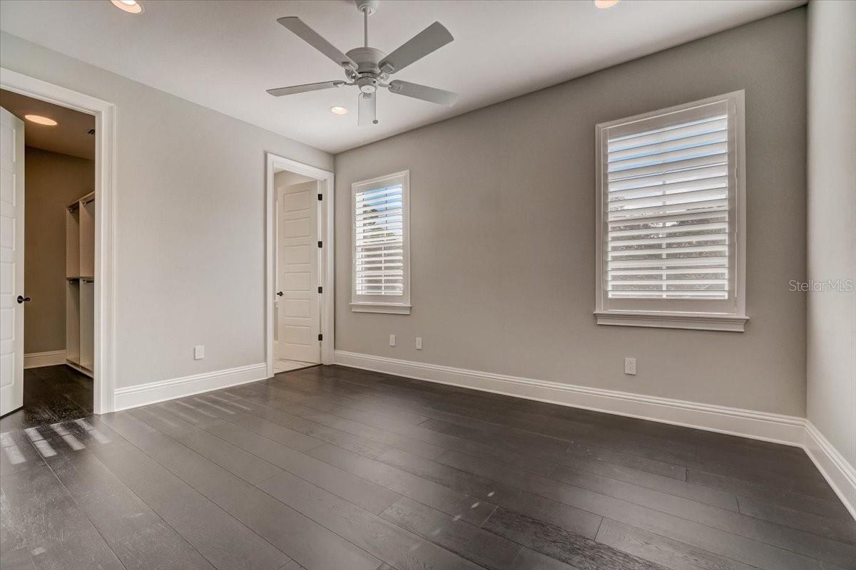 CHARMONT - Residential