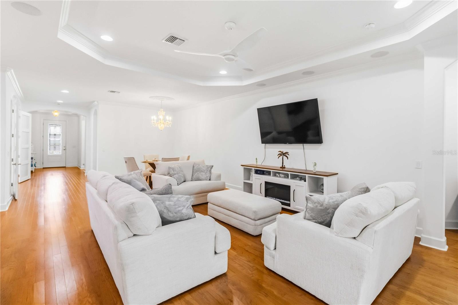 ESPLANADE PH III A,B,C,D,J&PART OF F - Residential