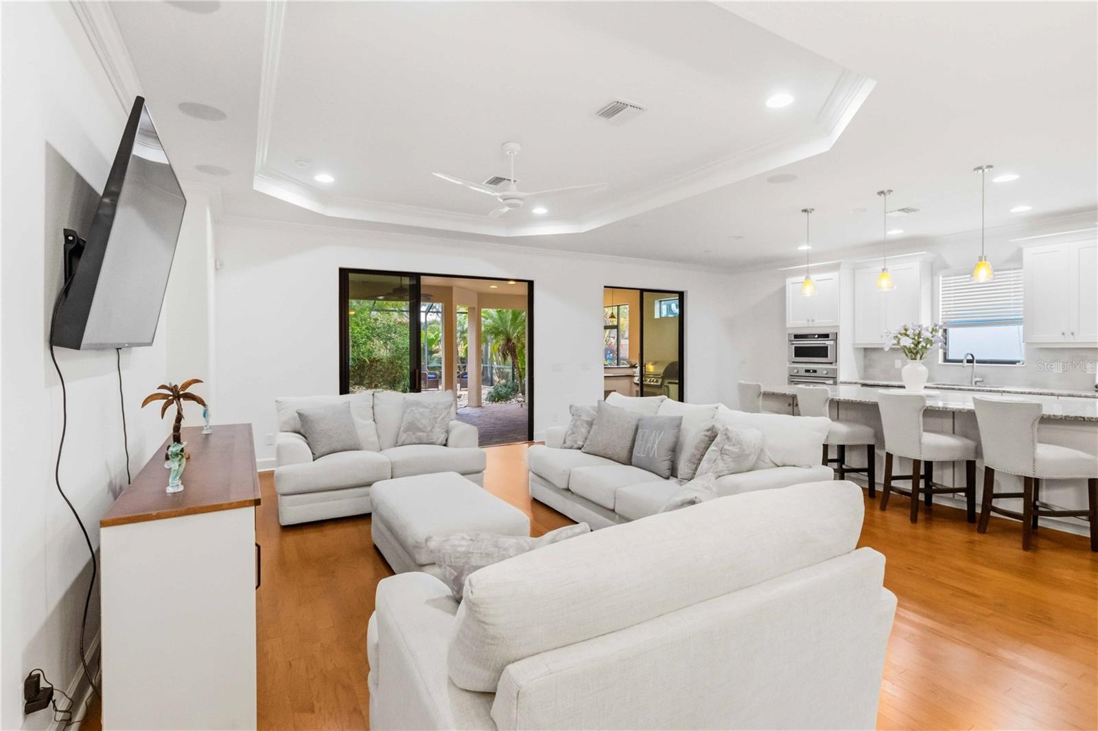 ESPLANADE PH III A,B,C,D,J&PART OF F - Residential