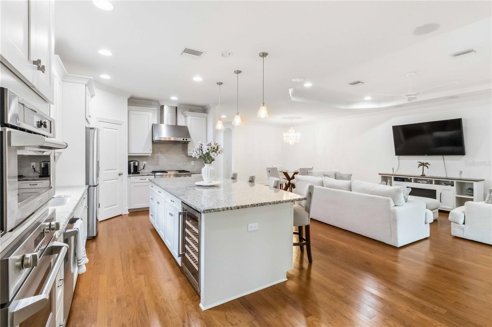 ESPLANADE PH III A,B,C,D,J&PART OF F - Residential