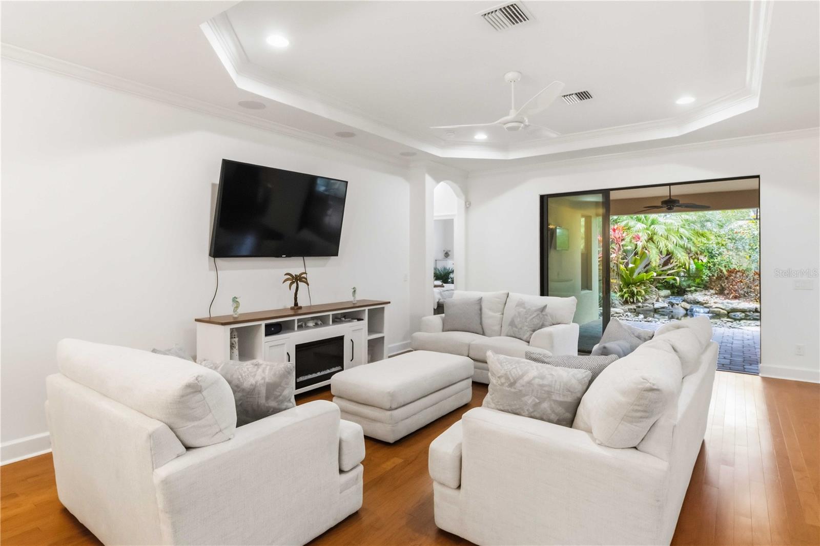 ESPLANADE PH III A,B,C,D,J&PART OF F - Residential