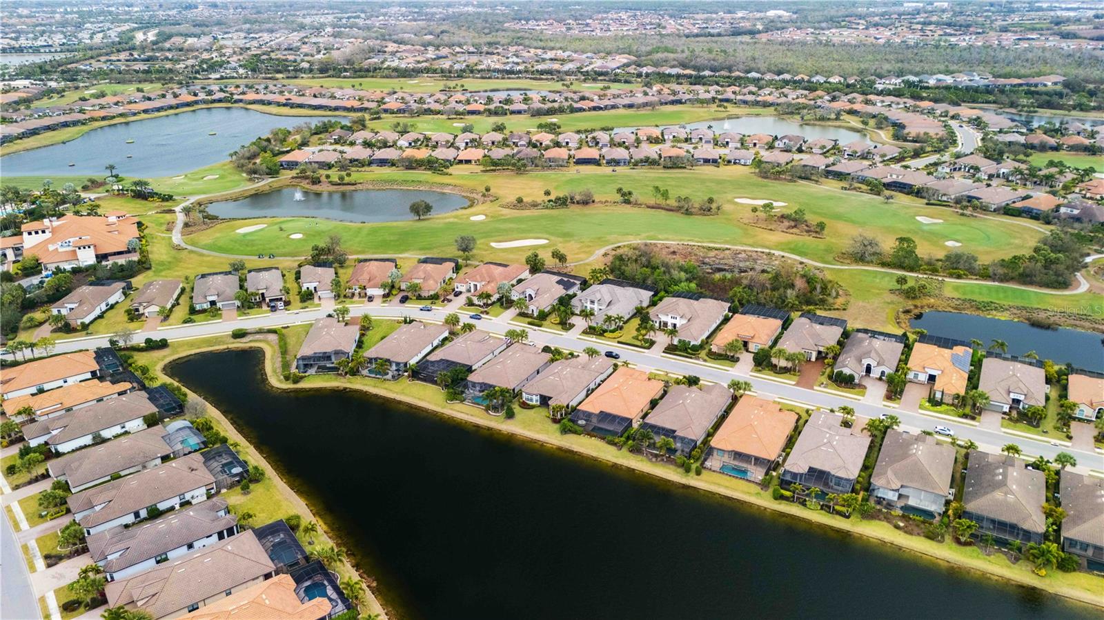 ESPLANADE PH III A,B,C,D,J&PART OF F - Residential