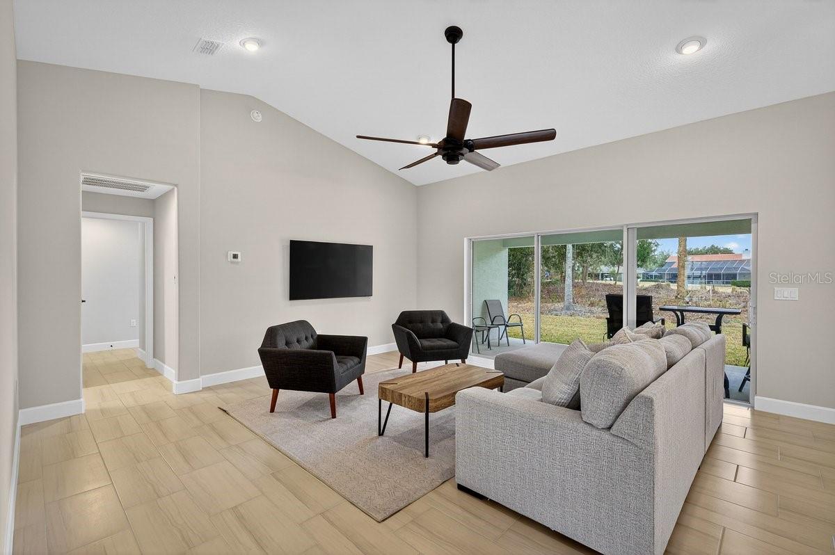 DEERWOOD REP BLK 20 PINE LAKES GOLF COURSE - Residential