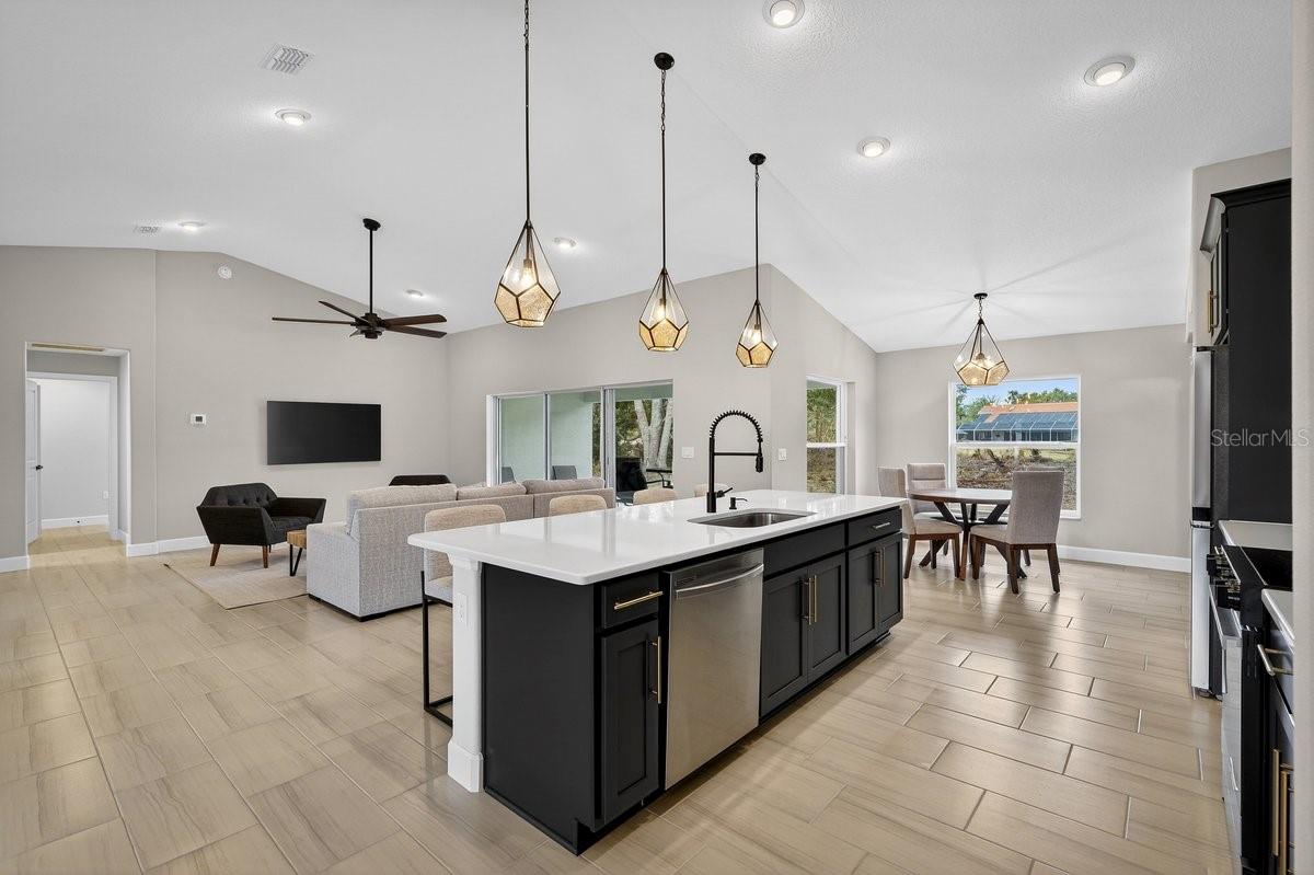 DEERWOOD REP BLK 20 PINE LAKES GOLF COURSE - Residential