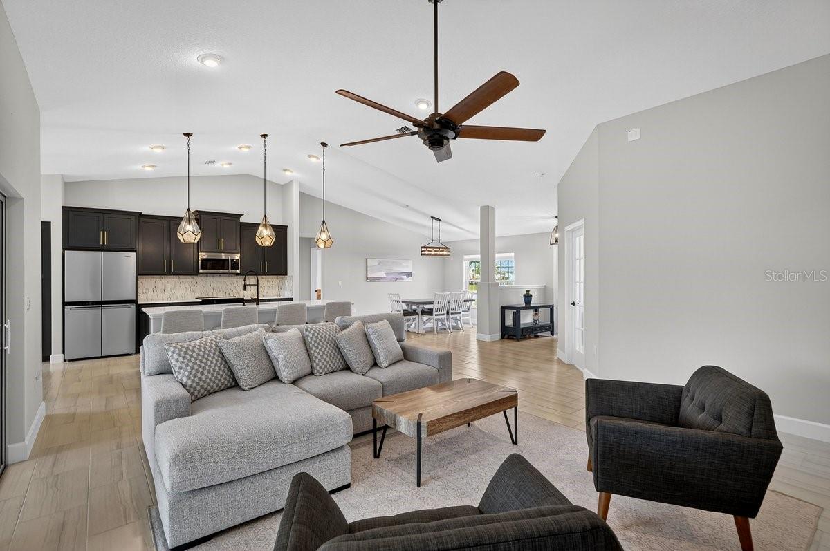 DEERWOOD REP BLK 20 PINE LAKES GOLF COURSE - Residential