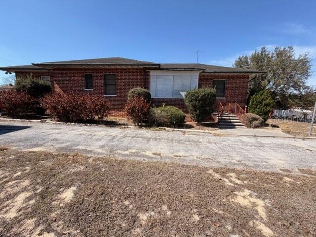 Photo of 811 State Road 60 E, Lake Wales, FL 33853 (MLS # K4903305)