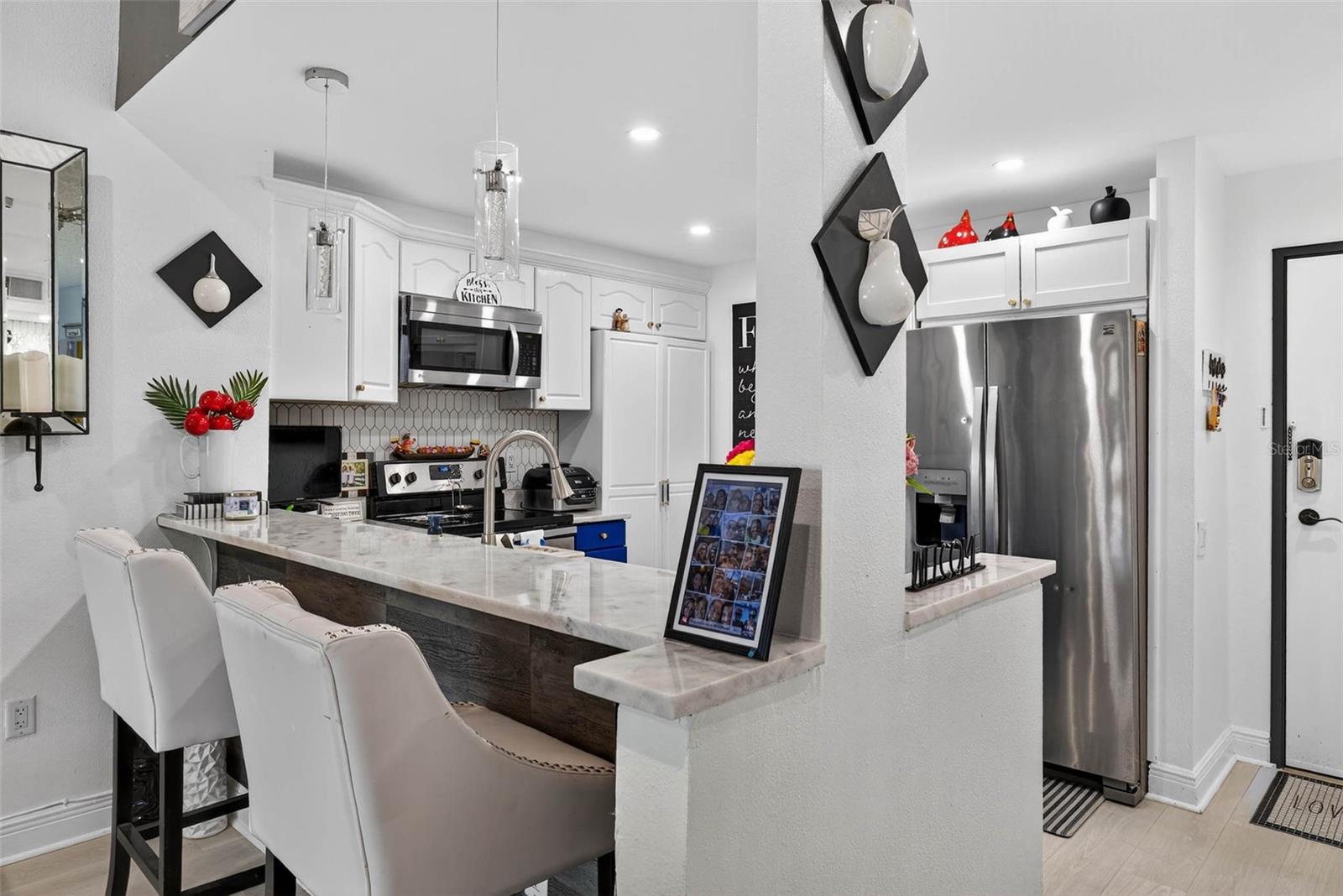2591 COUNTRYSIDE BOULEVARD 5304