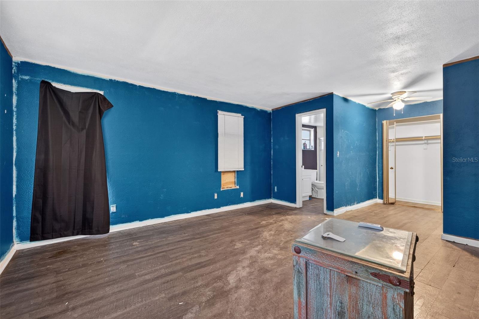 HARVEYS - Residential Lease