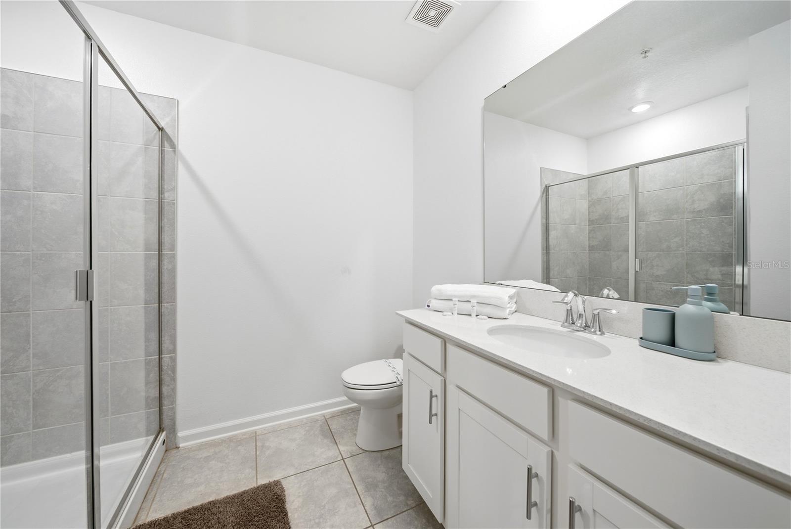 CHAMPIONSGATE CONDO 4 PH 29 - Residential