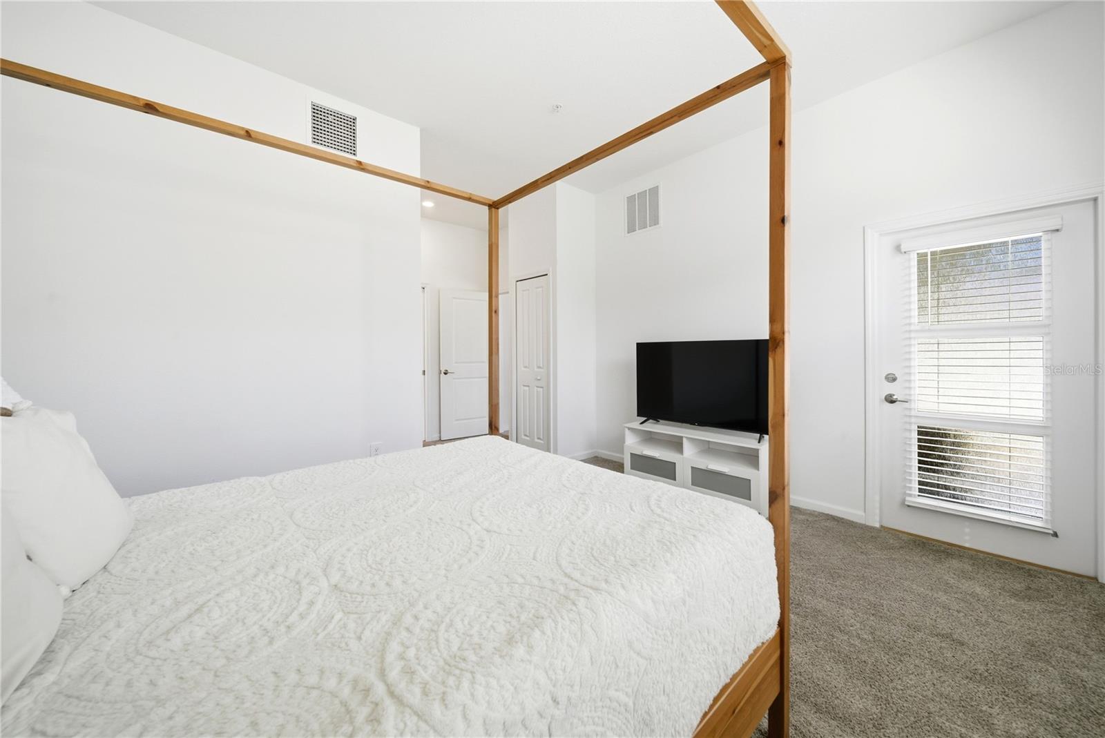 CHAMPIONSGATE CONDO 4 PH 29 - Residential