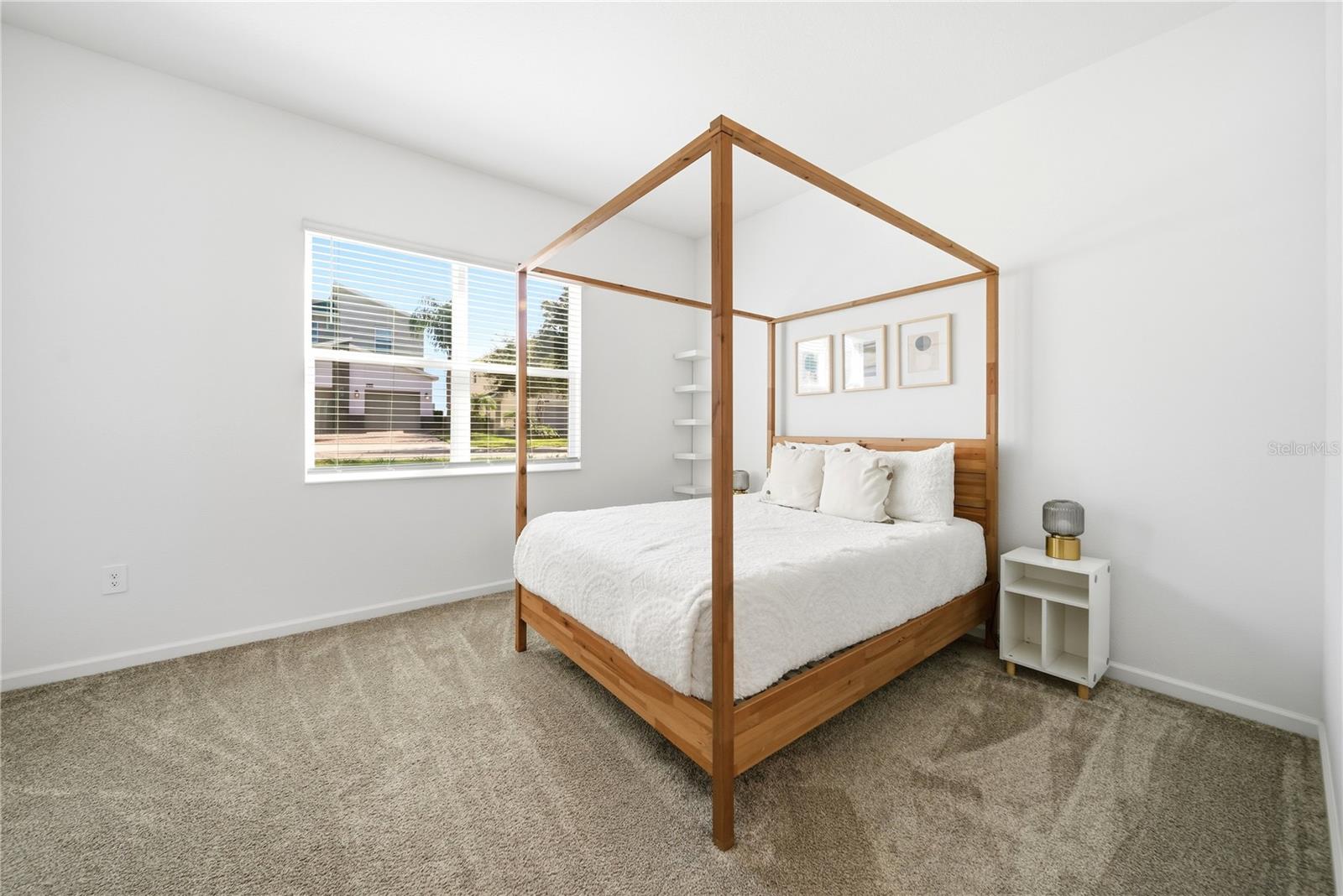 CHAMPIONSGATE CONDO 4 PH 29 - Residential