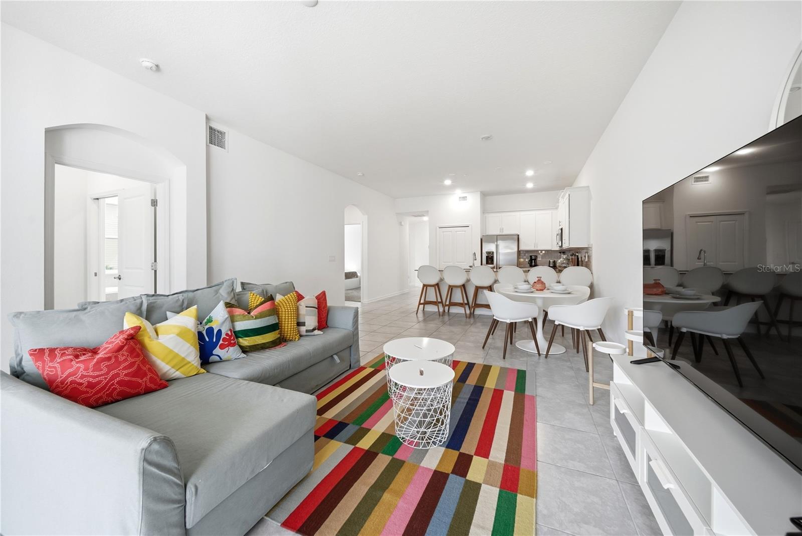 CHAMPIONSGATE CONDO 4 PH 29 - Residential